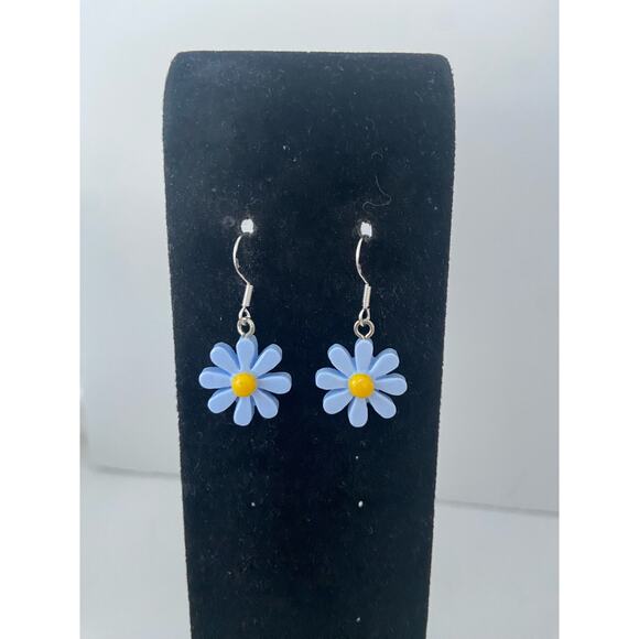 daisy earrings - Picture 1 of 3